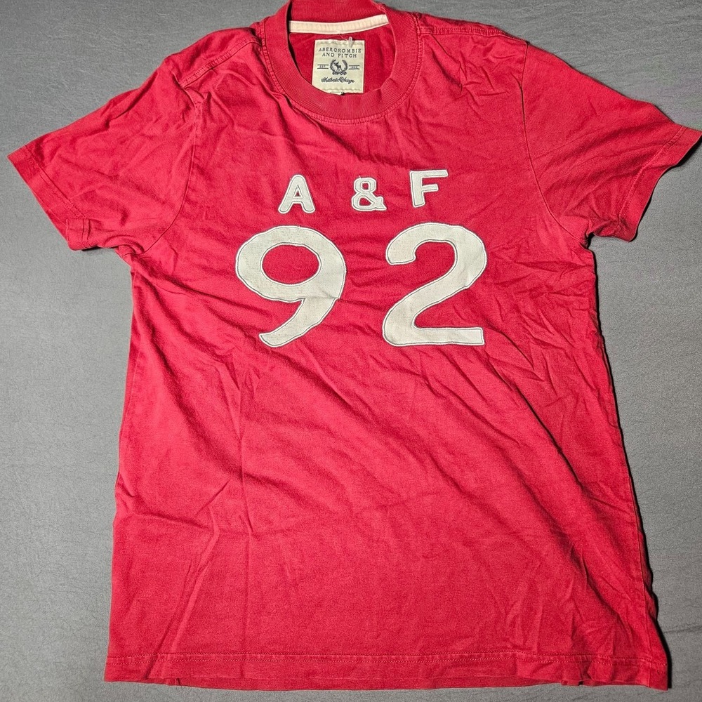 Abercrombie & Fitch A&F 92 Applique T-Shirt Mens Large Red Short Sleeve